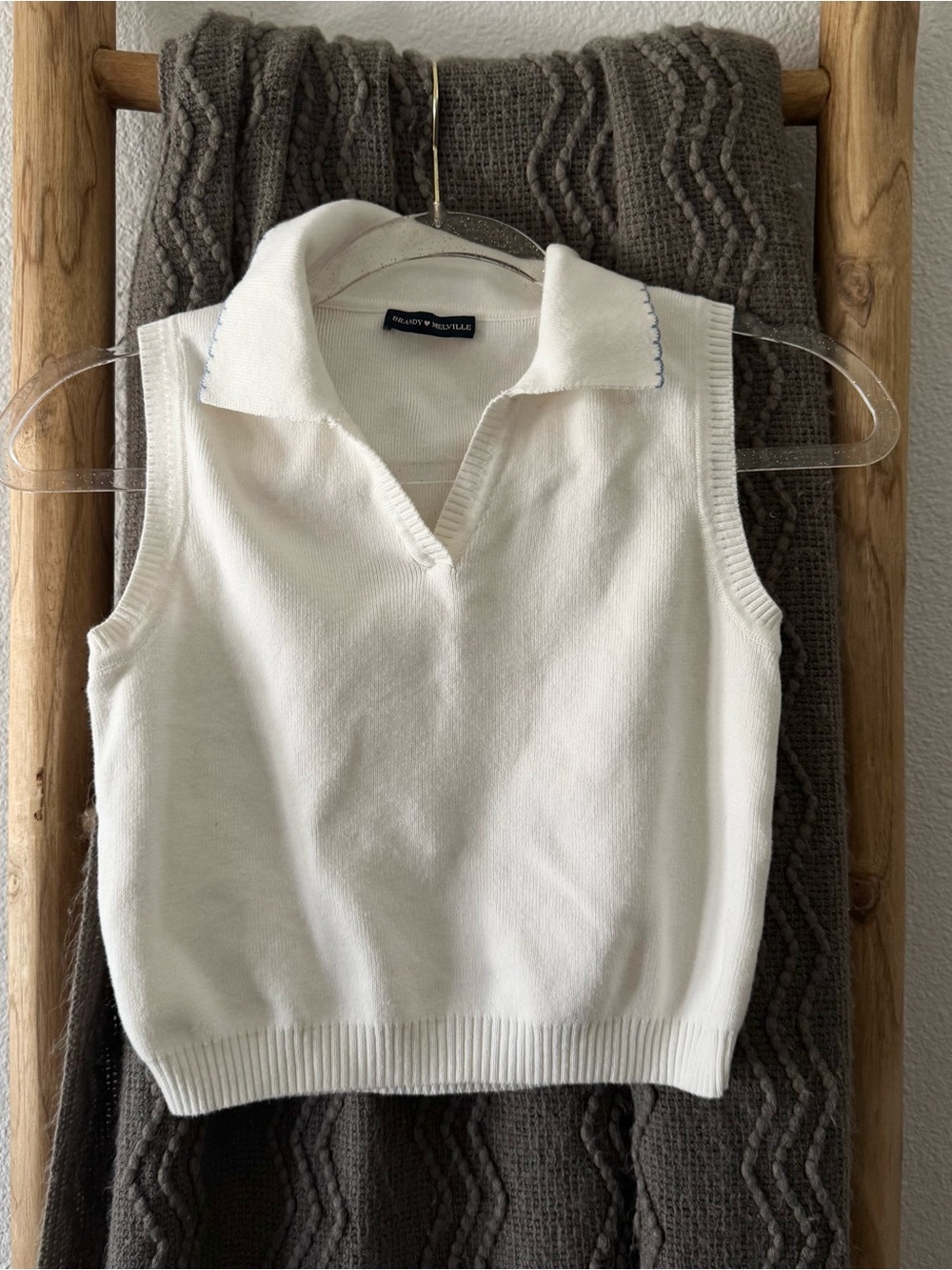 Brandy Melville White Sleeveless Polo Crop Top